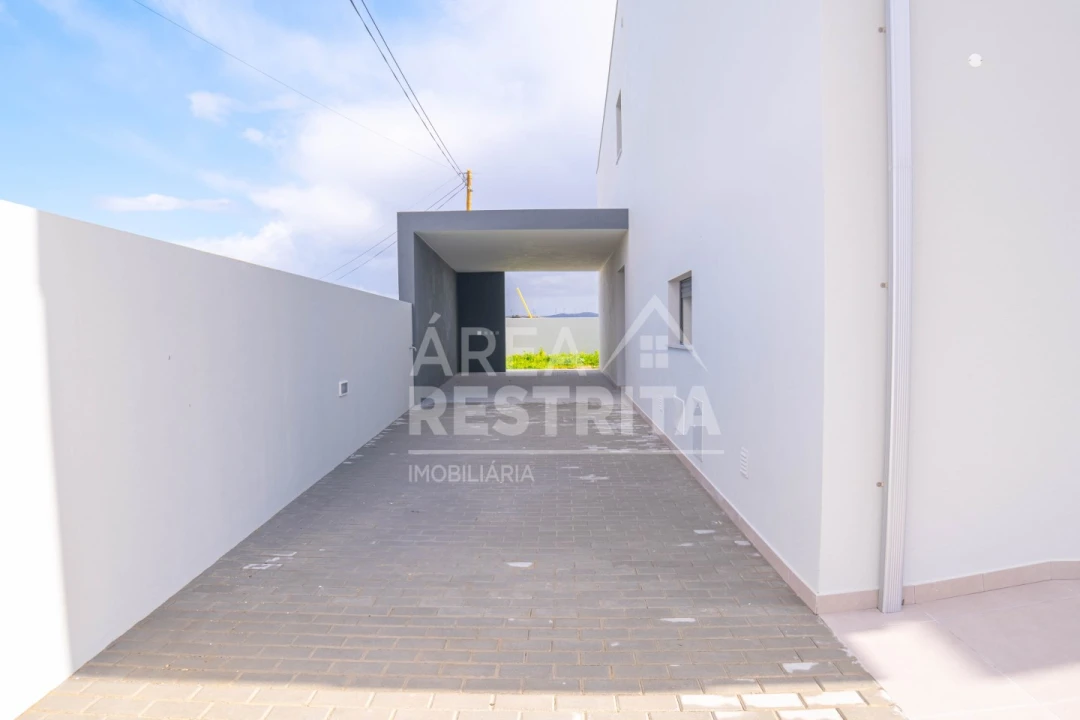 Moradia T2 para Venda em Freiria Foto 33