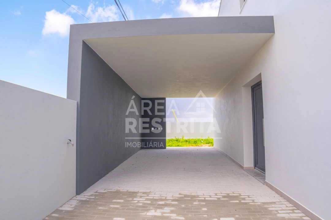 Moradia T2 para Venda em Freiria Foto 34