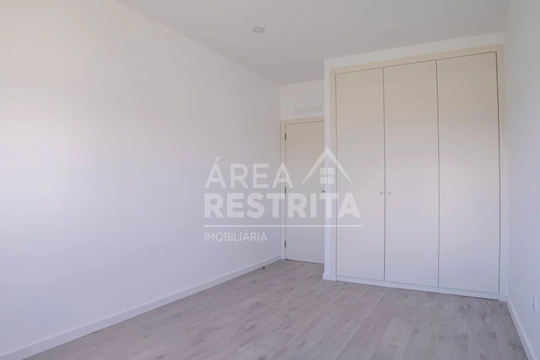 Moradia T2 para Venda em Freiria Foto 20