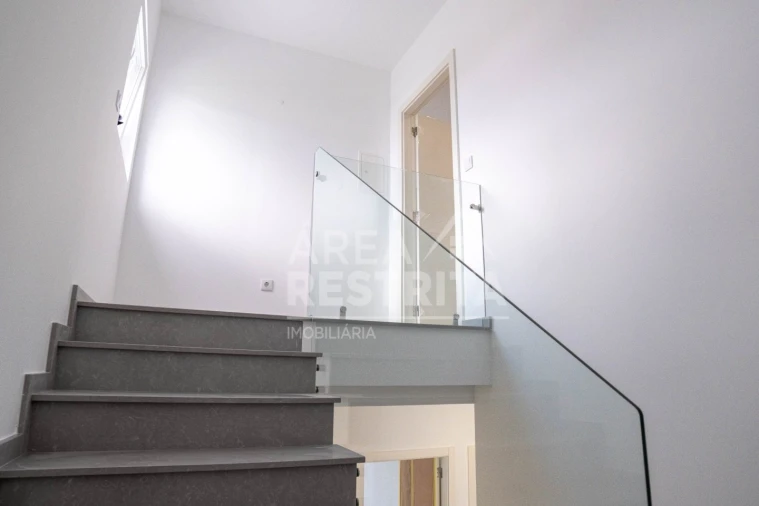 Moradia T2 para Venda em Freiria Foto 24