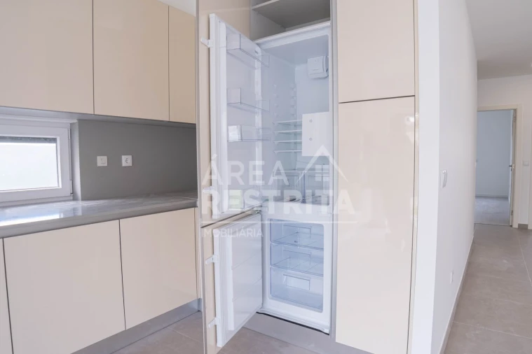 Moradia T2 para Venda em Freiria Foto 9