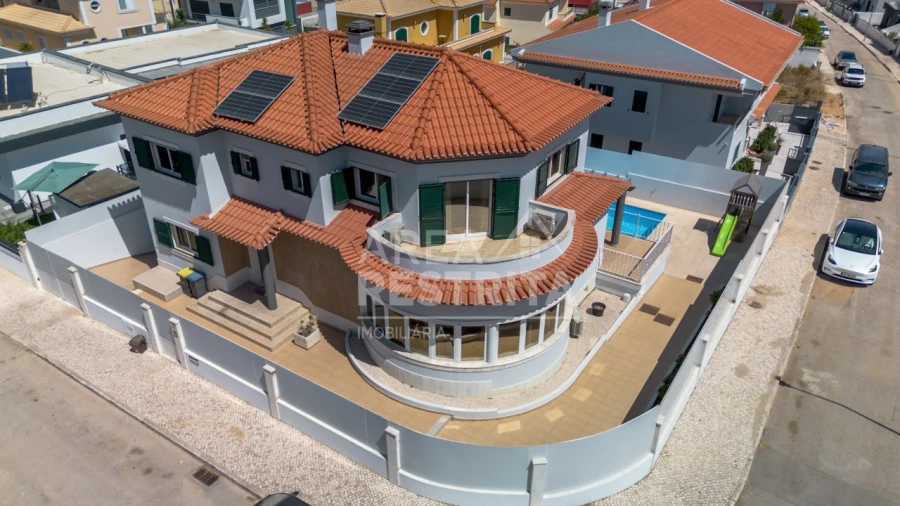 Moradia T5 para Venda em Gambia-Pontes-Alto da Guerra Foto 2