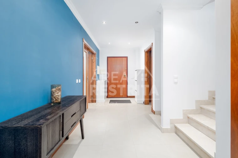 Moradia T5 para Venda em Gambia-Pontes-Alto da Guerra Foto 21