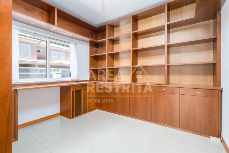 Moradia T5 para Venda em Gambia-Pontes-Alto da Guerra Foto 24