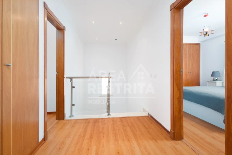 Moradia T5 para Venda em Gambia-Pontes-Alto da Guerra Foto 27