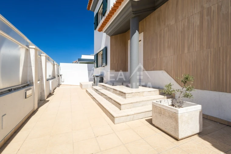 Moradia T5 para Venda em Gambia-Pontes-Alto da Guerra Foto 55