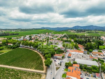 Moradia T7 para Venda em Azeitão (São Lourenço e São Simão)