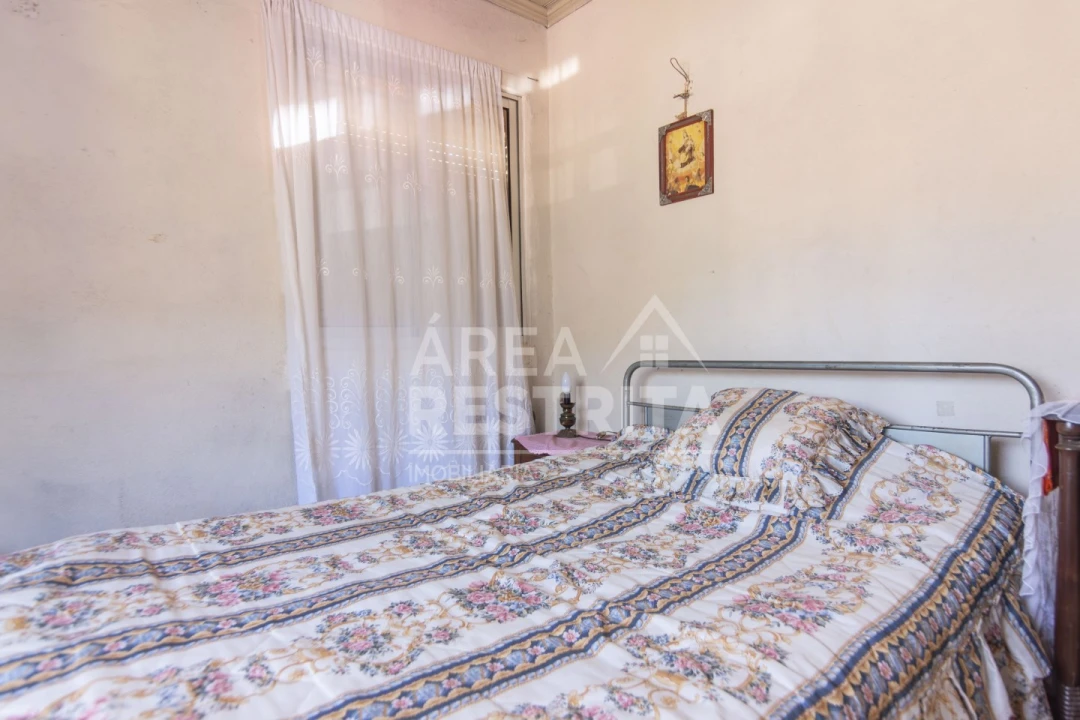 Moradia T6 para Venda em Cambas Foto 58