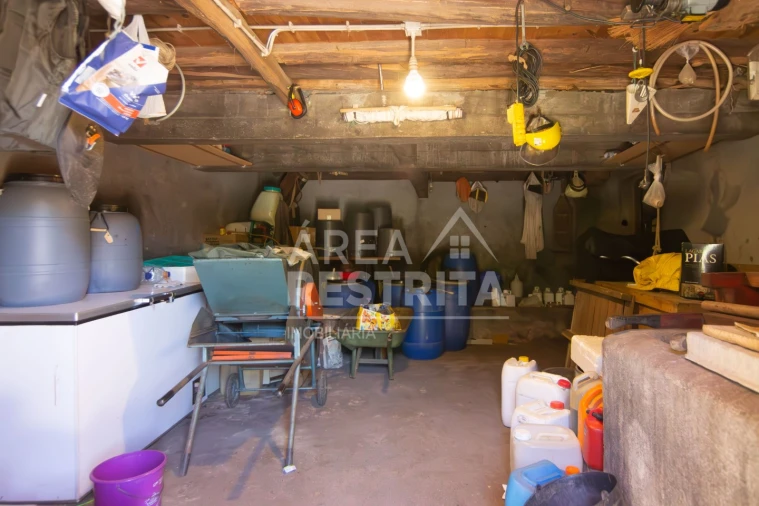 Moradia T6 para Venda em Cambas Foto 14