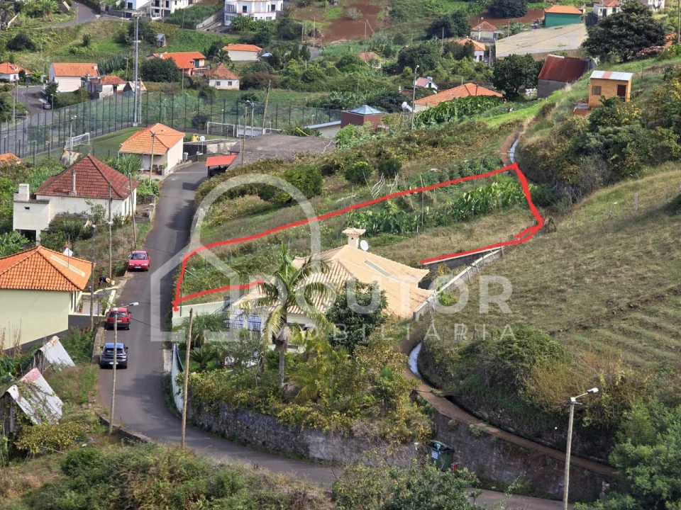 Terreno para Venda em Porto da Cruz Foto 3