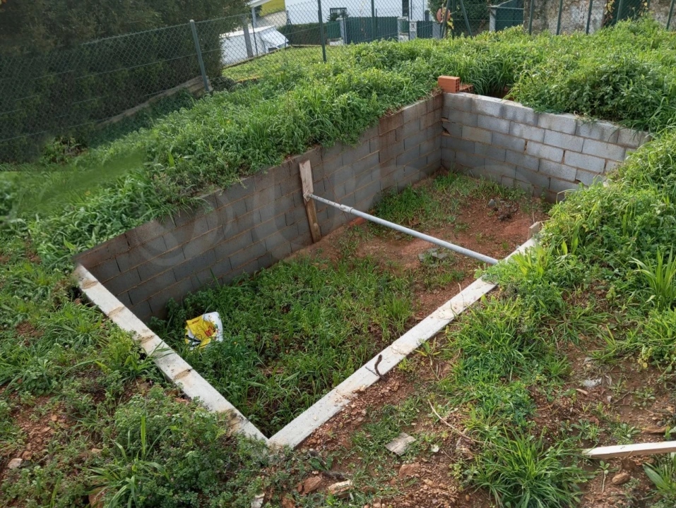 Moradia T1 para Venda em Ossela Foto 9