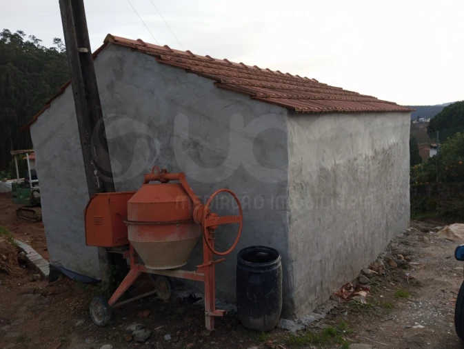 Moradia T1 para Venda em Ossela Foto 7