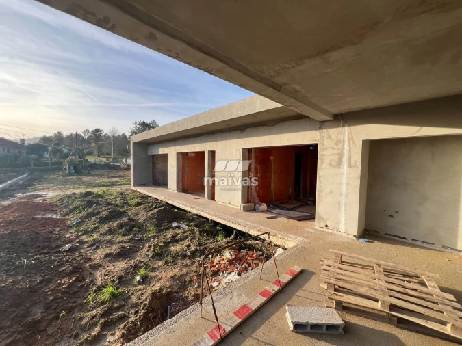 Moradia T3 para Venda em Cervães Foto 17