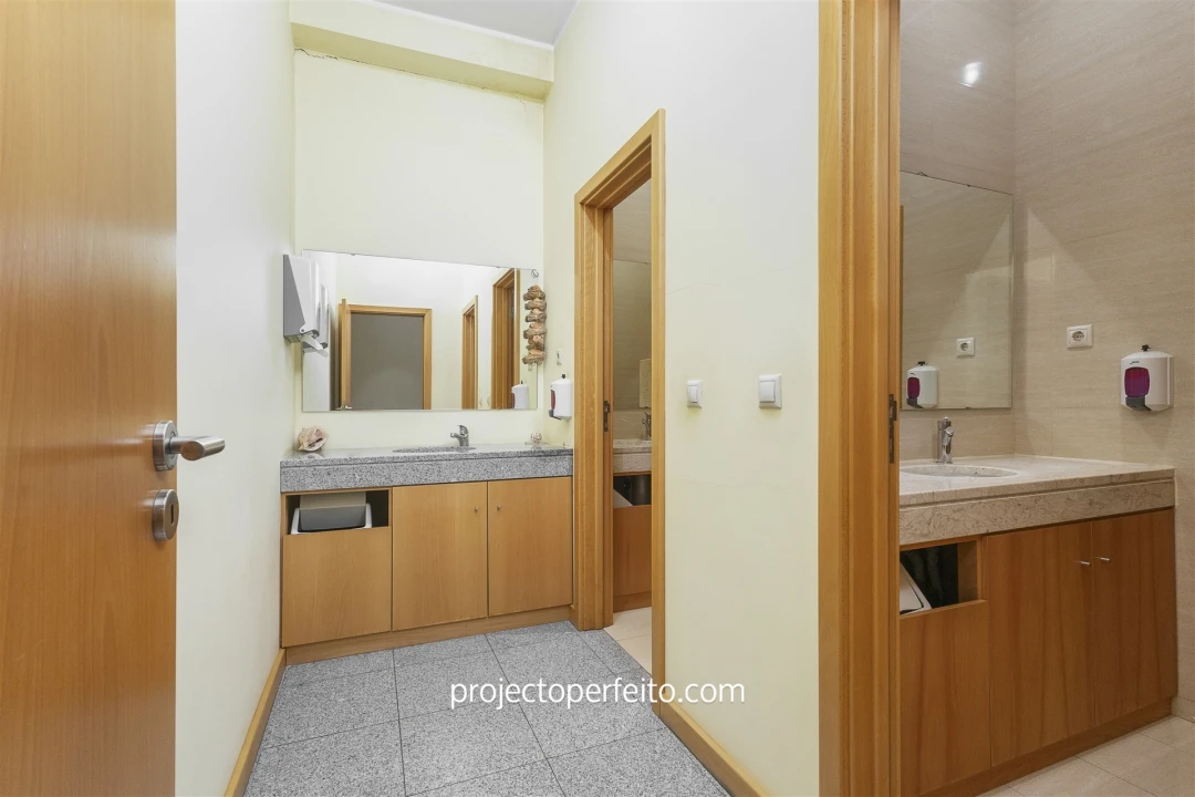 Negócio para Venda em Lourosa Foto 14