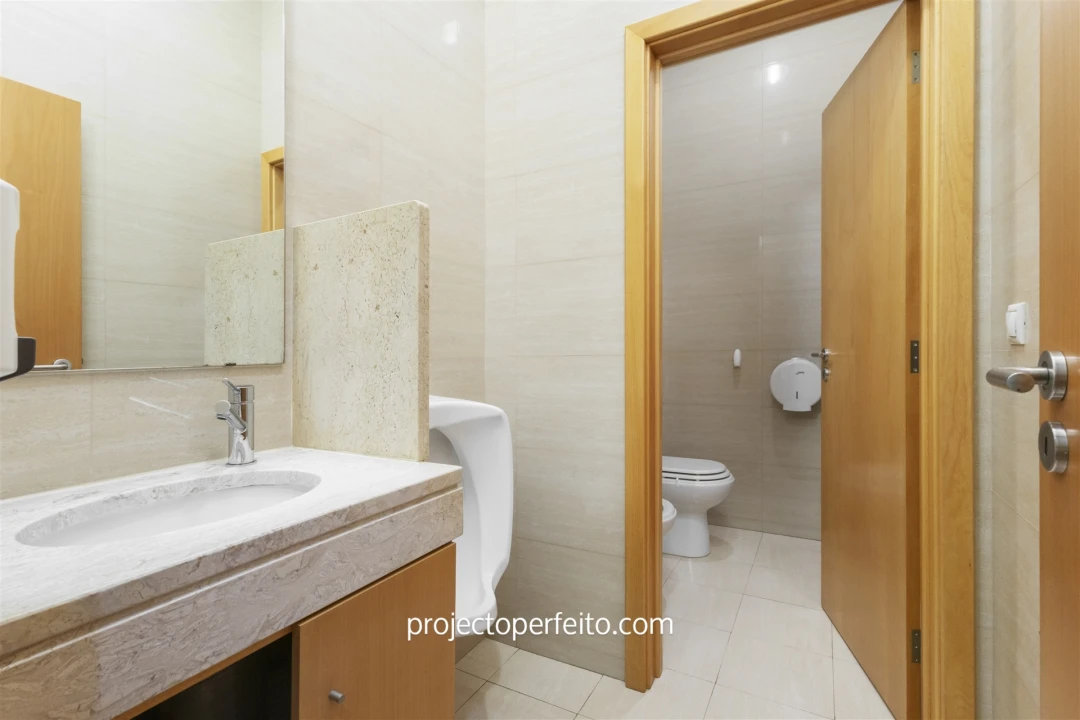 Negócio para Venda em Lourosa Foto 13