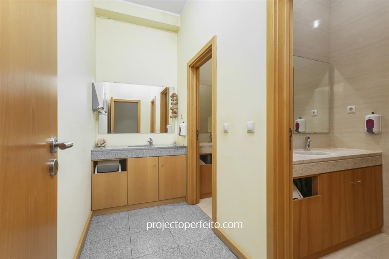 Negócio para Venda em Lourosa Foto 14