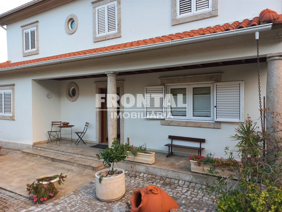 Moradia T0 para Venda em Mirandela Foto 1