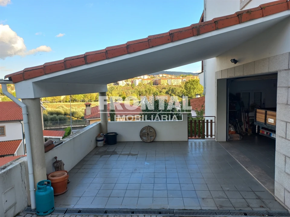 Moradia T0 para Venda em Mirandela Foto 2