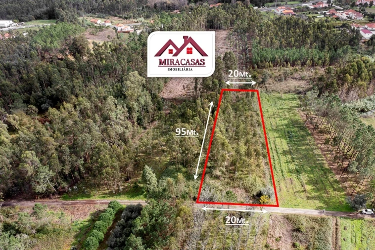 Moradia T3 para Venda em Covões e Camarneira