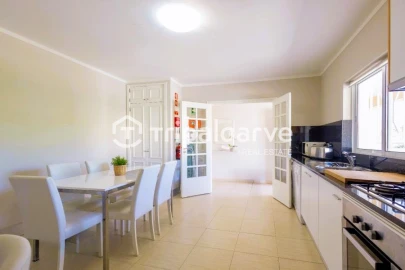 Apartamento T2 para Venda em Quarteira