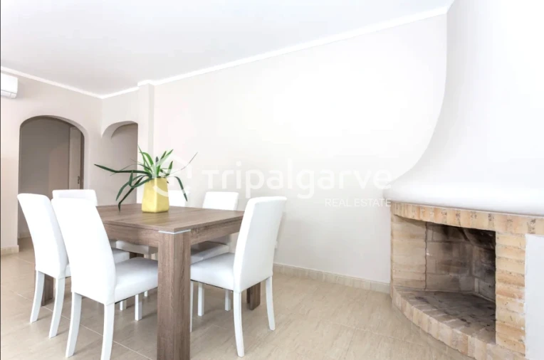 Apartamento T2 para Venda em Quarteira Foto 23