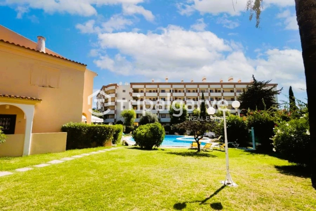 Apartamento T2 para Venda em Quarteira Foto 5