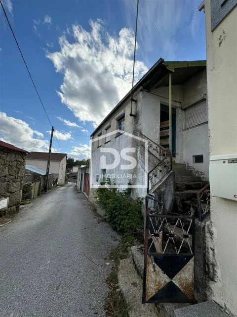 Moradia T3 para Venda em Pera do Moço