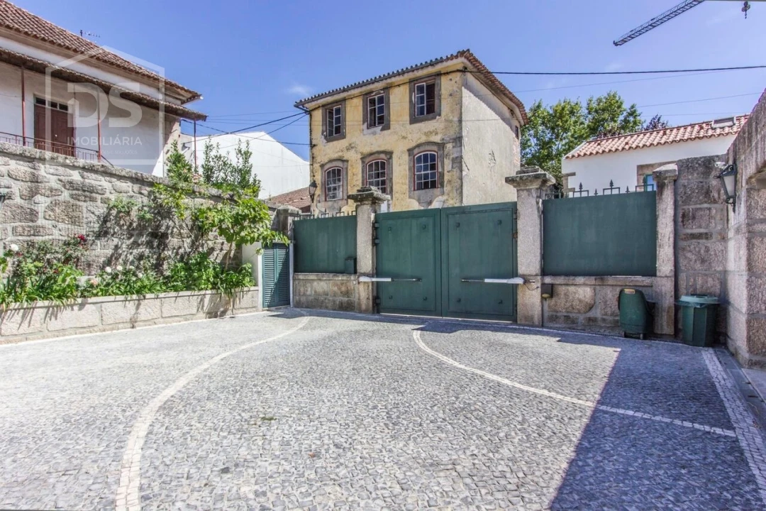 Moradia T5 para Venda em Canas de Senhorim Foto 17