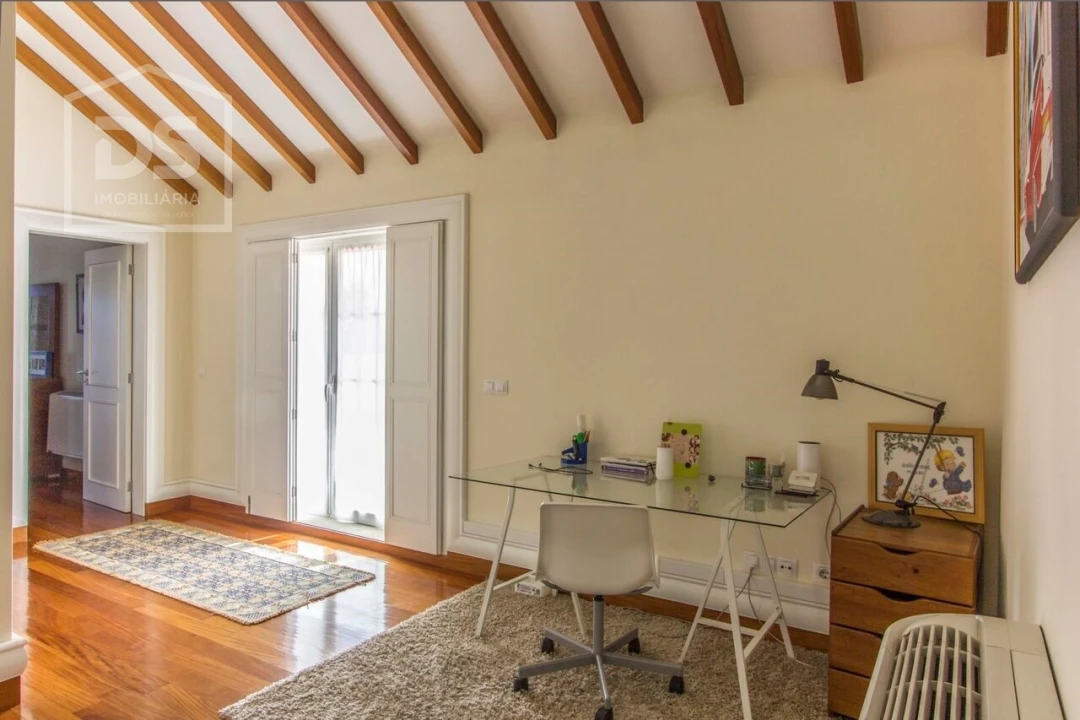 Moradia T5 para Venda em Canas de Senhorim Foto 30