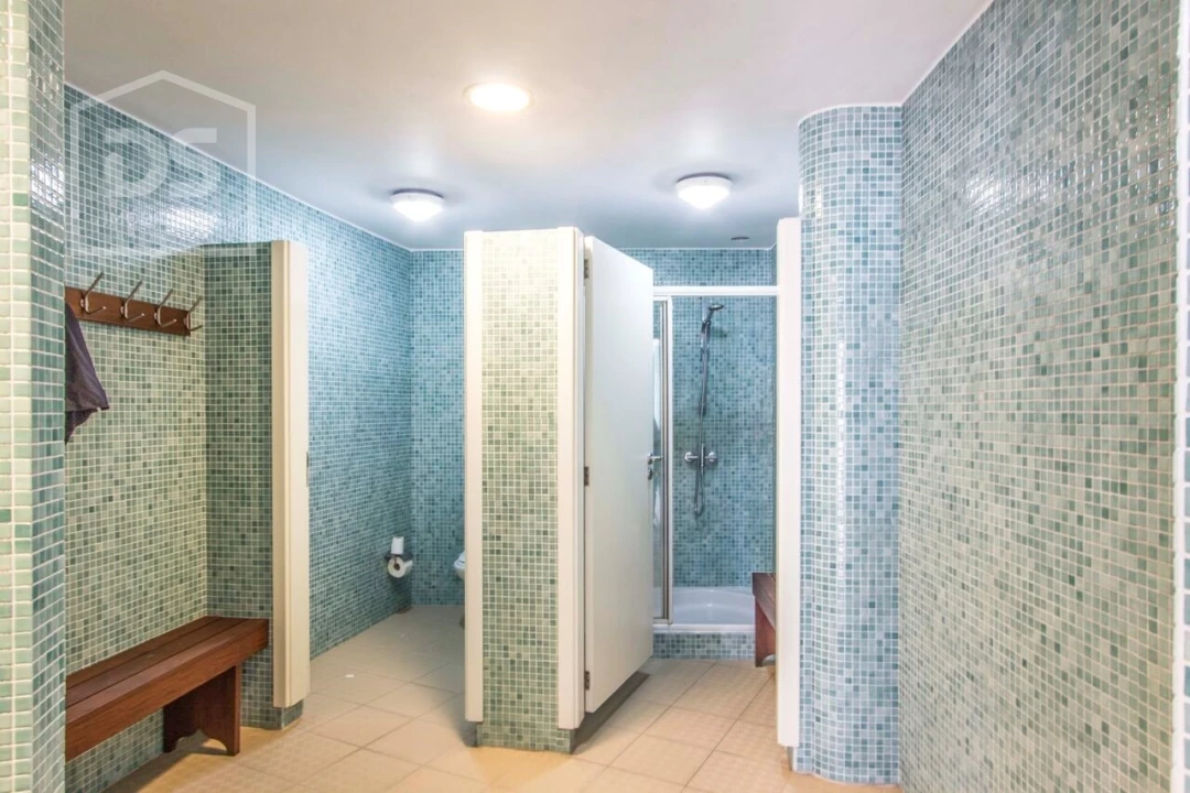 Moradia T5 para Venda em Canas de Senhorim Foto 6