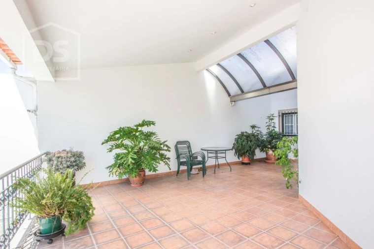 Moradia T5 para Venda em Canas de Senhorim Foto 18