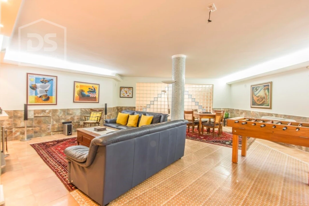 Moradia T5 para Venda em Canas de Senhorim Foto 43