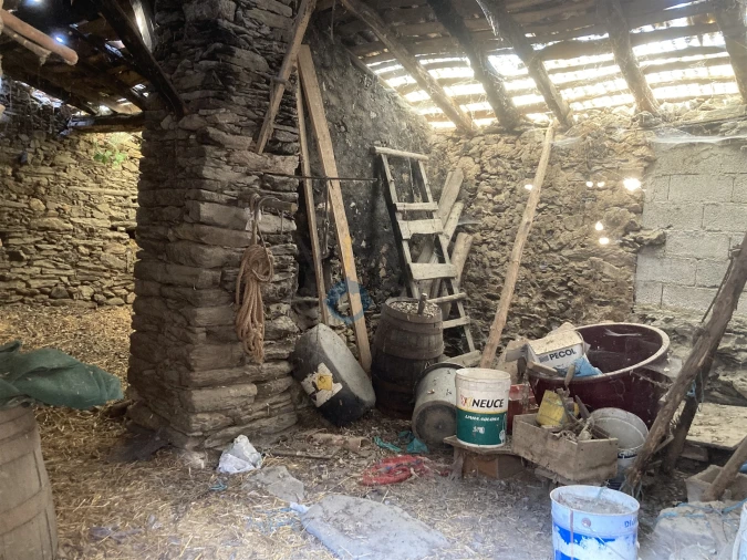 Moradia T0 para Venda em Eucisia, Gouveia e Valverde Foto 7