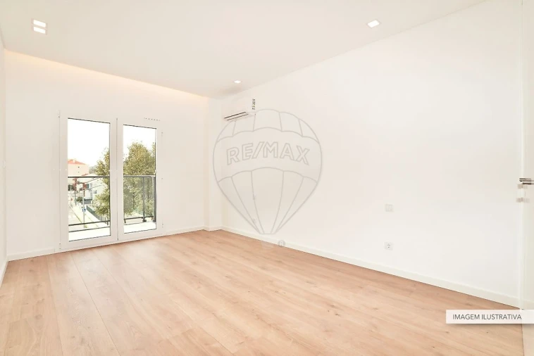 Apartamento T2 para Venda em Alverca do Ribatejo e Sobralinho Foto 24