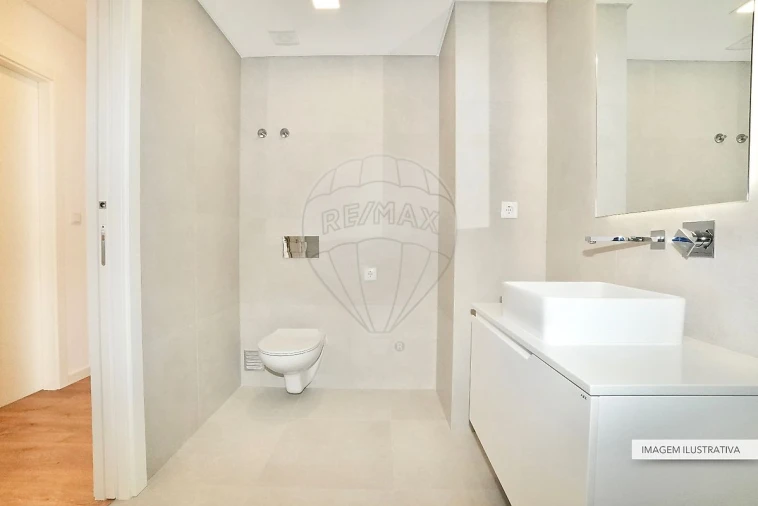 Apartamento T2 para Venda em Alverca do Ribatejo e Sobralinho Foto 31