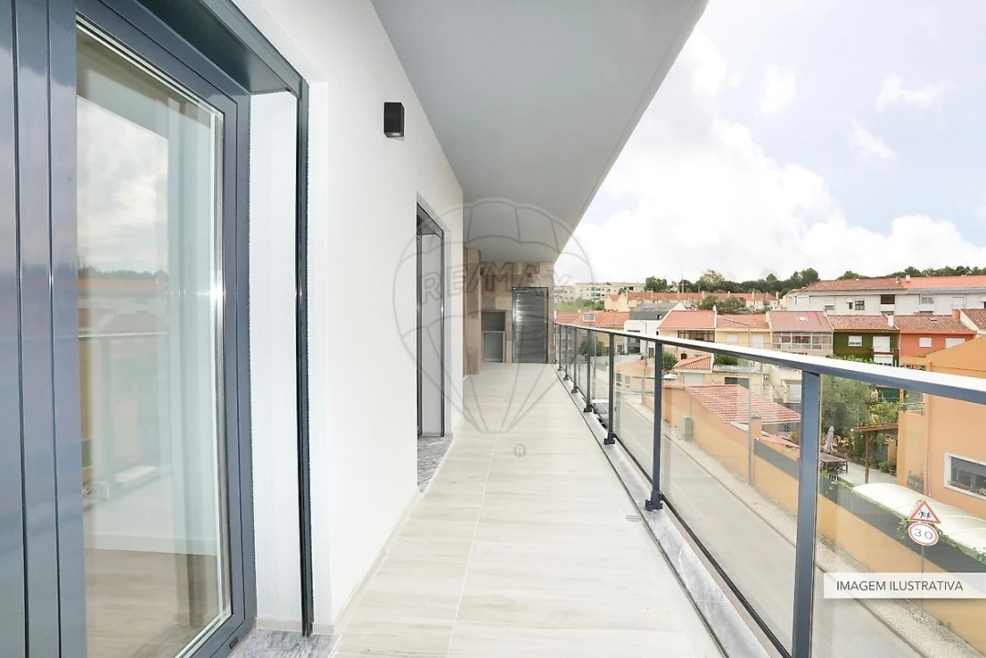 Apartamento T2 para Venda em Alverca do Ribatejo e Sobralinho Foto 13