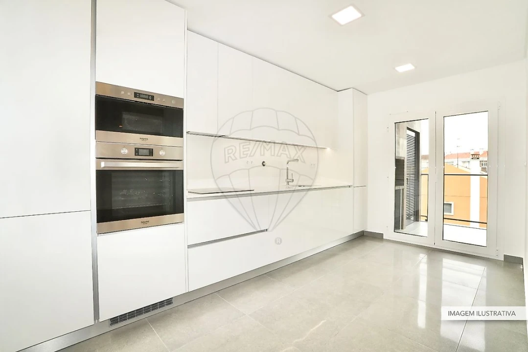 Apartamento T2 para Venda em Alverca do Ribatejo e Sobralinho Foto 5