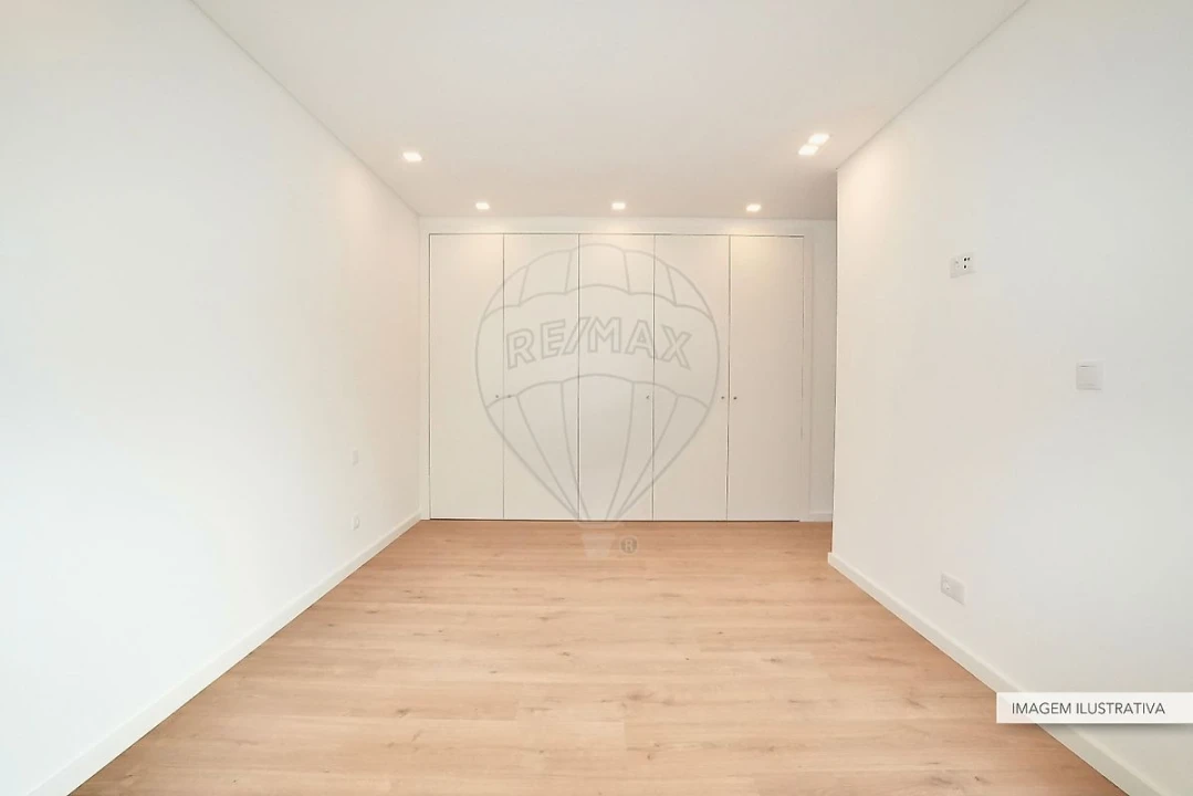 Apartamento T2 para Venda em Alverca do Ribatejo e Sobralinho Foto 16