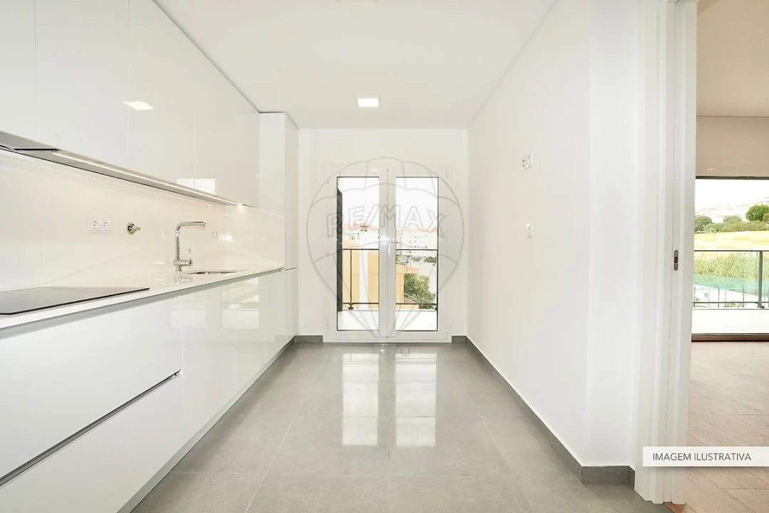 Apartamento T3 para Venda em Alverca do Ribatejo e Sobralinho Foto 8
