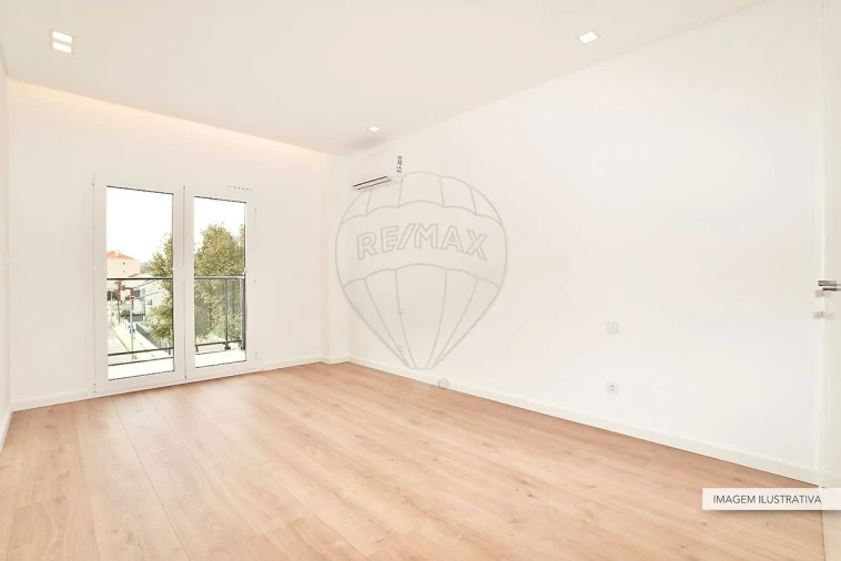 Apartamento T3 para Venda em Alverca do Ribatejo e Sobralinho Foto 24