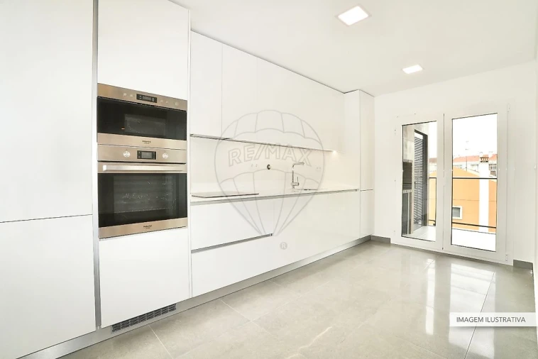 Apartamento T3 para Venda em Alverca do Ribatejo e Sobralinho Foto 5