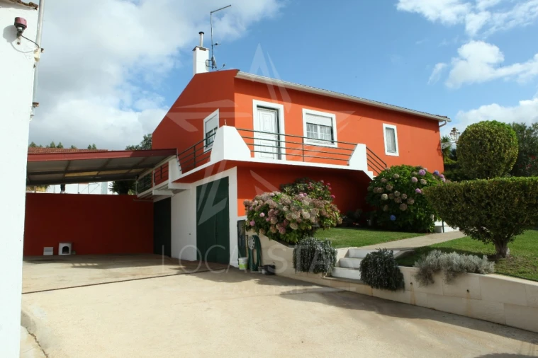 Moradia T3 para Venda em Alcobertas