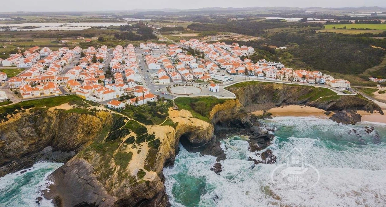 Terreno para Venda em São Teotónio Foto 3