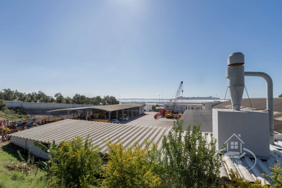 Prédio para Venda em Setubal (São Sebastião) Foto 25