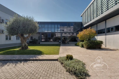 Prédio para Venda em Setubal (São Sebastião)