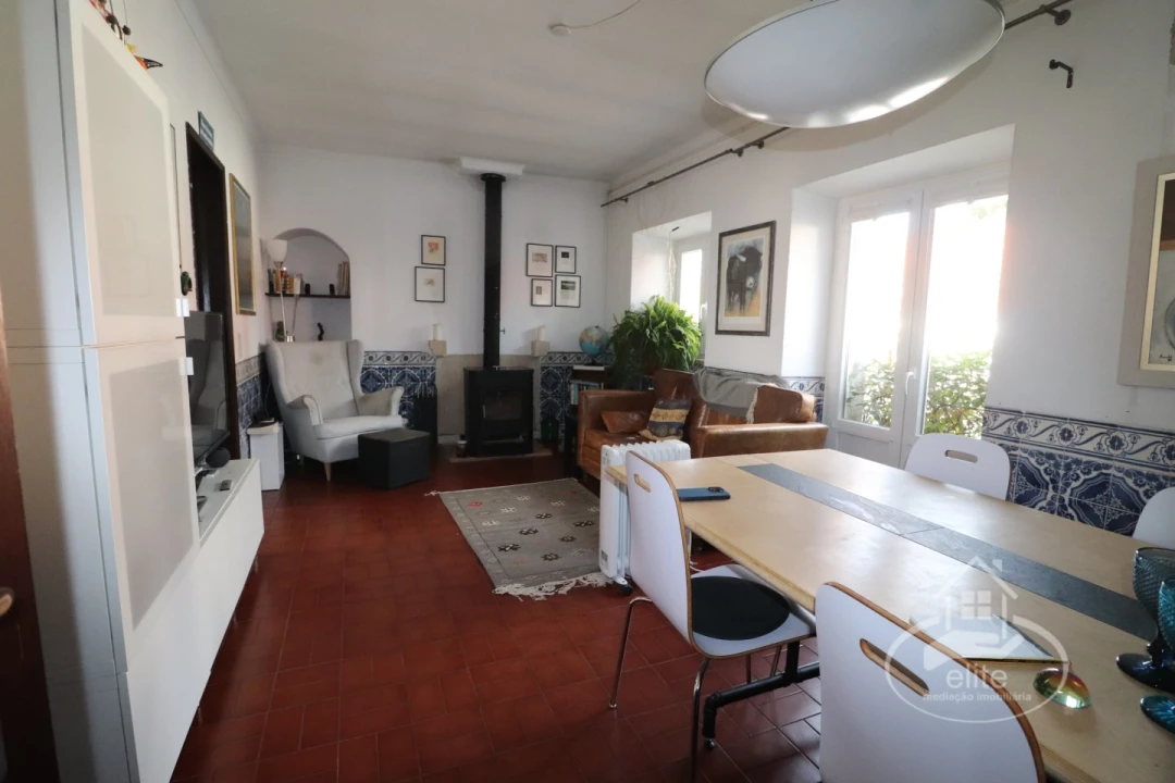 Prédio para Venda em Azeitão (São Lourenço e São Simão) Foto 3