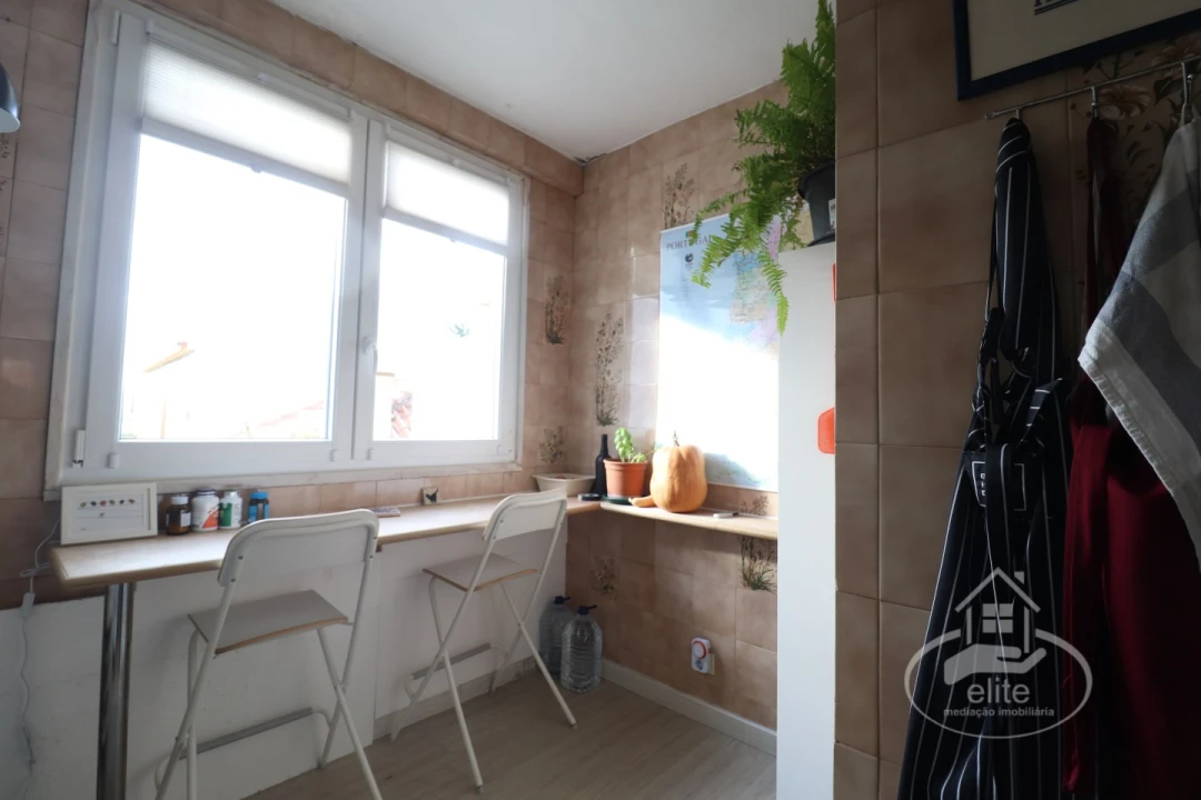 Prédio para Venda em Azeitão (São Lourenço e São Simão) Foto 10