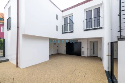 Apartamento T4 para Venda em Aldoar, Foz do Douro e Nevogilde