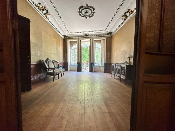 Prédio para Venda em Lordelo do Ouro e Massarelos Foto 5