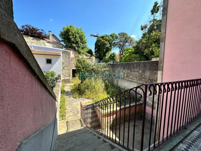 Prédio para Venda em Lordelo do Ouro e Massarelos Foto 6